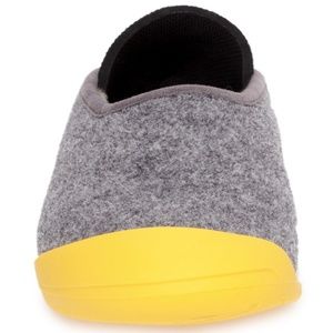 NWT Mahabis Classic Convertible In/Outdoor Slipper